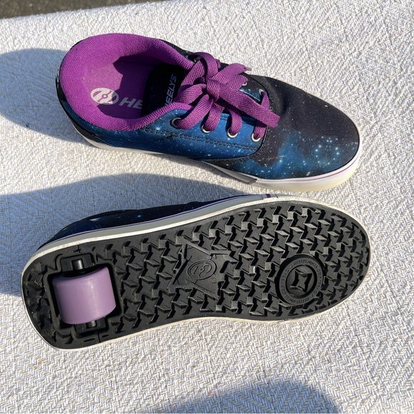 Galaxy Purple Heelys - Picture 3 of 3